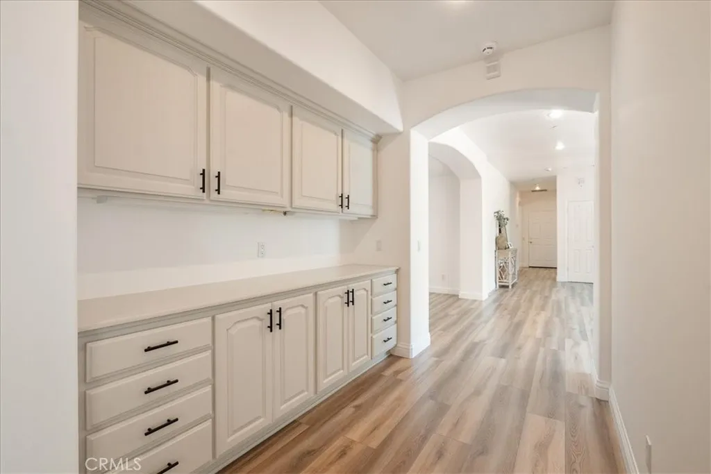 https://cdn.realtyfeed.com/cdn/127/306668228/8be8699f6ef2dc9d956ced3802c0f82c.webp