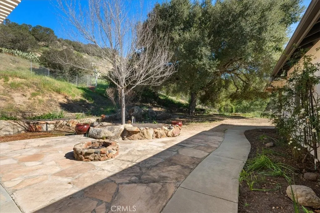 https://cdn.realtyfeed.com/cdn/127/306668228/91b98218f2566760865c912a6f24b476.webp