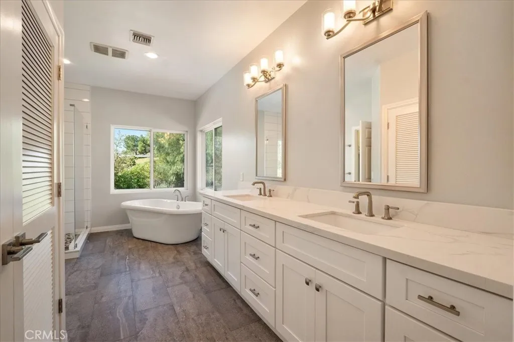 https://cdn.realtyfeed.com/cdn/127/306668228/b72d6e01479353b2ada844e714fce851.webp