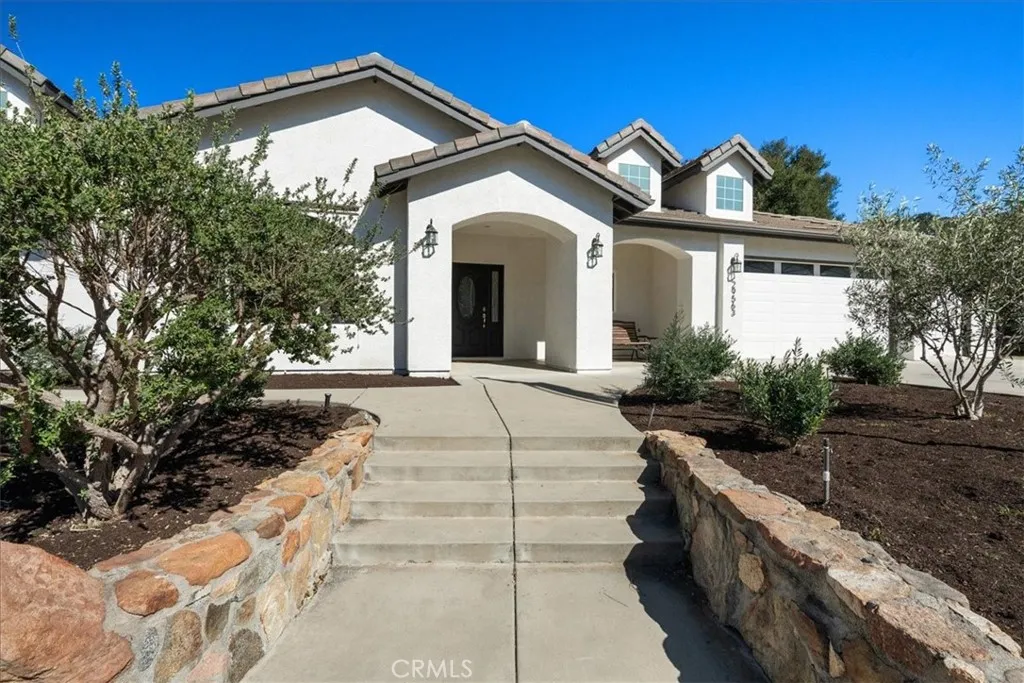 https://cdn.realtyfeed.com/cdn/127/306668228/ebd42ea061e1ddf785bfcc4657505a02.webp