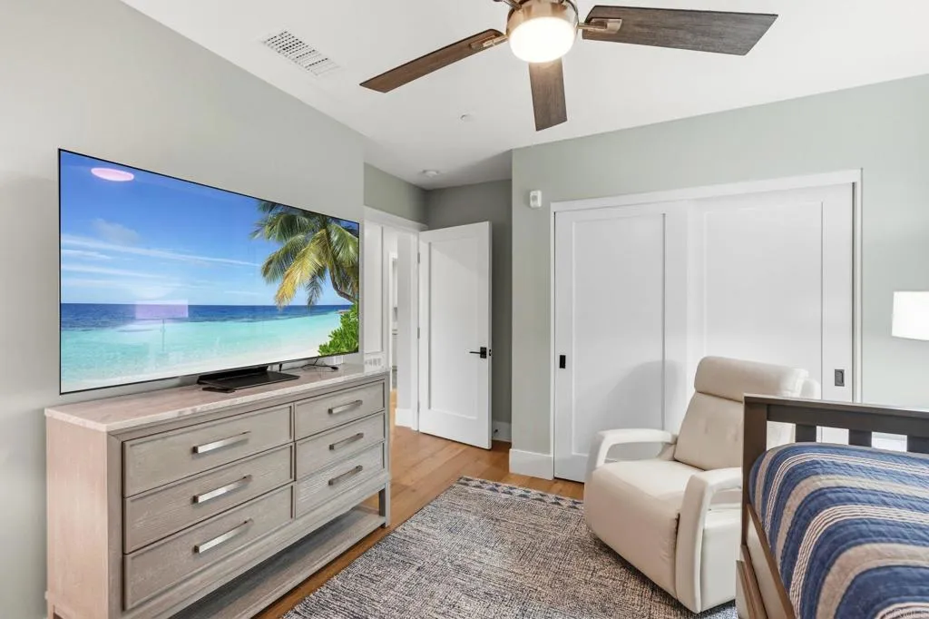 https://cdn.realtyfeed.com/cdn/127/306668283/72d19e0b7fd8e3ab1930930fa6543af5.webp