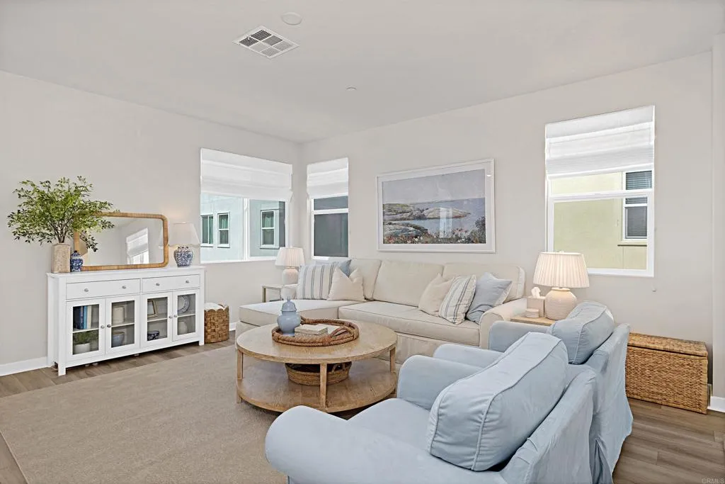 https://cdn.realtyfeed.com/cdn/127/306668291/301a50db4776aee1f92a5c7ee0ffea98.webp