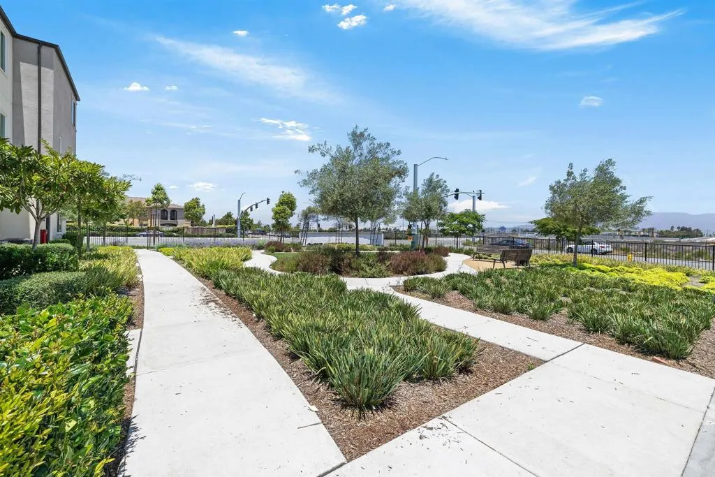 https://cdn.realtyfeed.com/cdn/127/306668291/8366174512d7891b32d784947e399cc9.webp