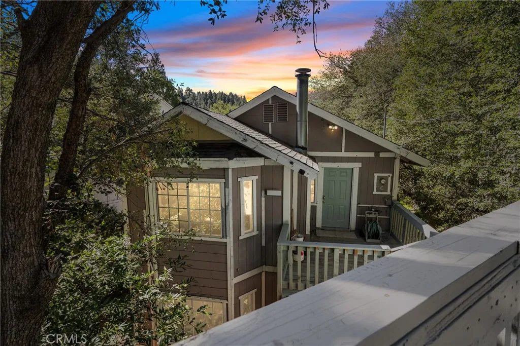 Crestline, CA 92325