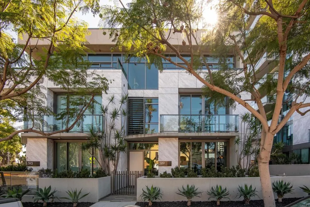 589 Palm Street, San Diego, CA, 92103
