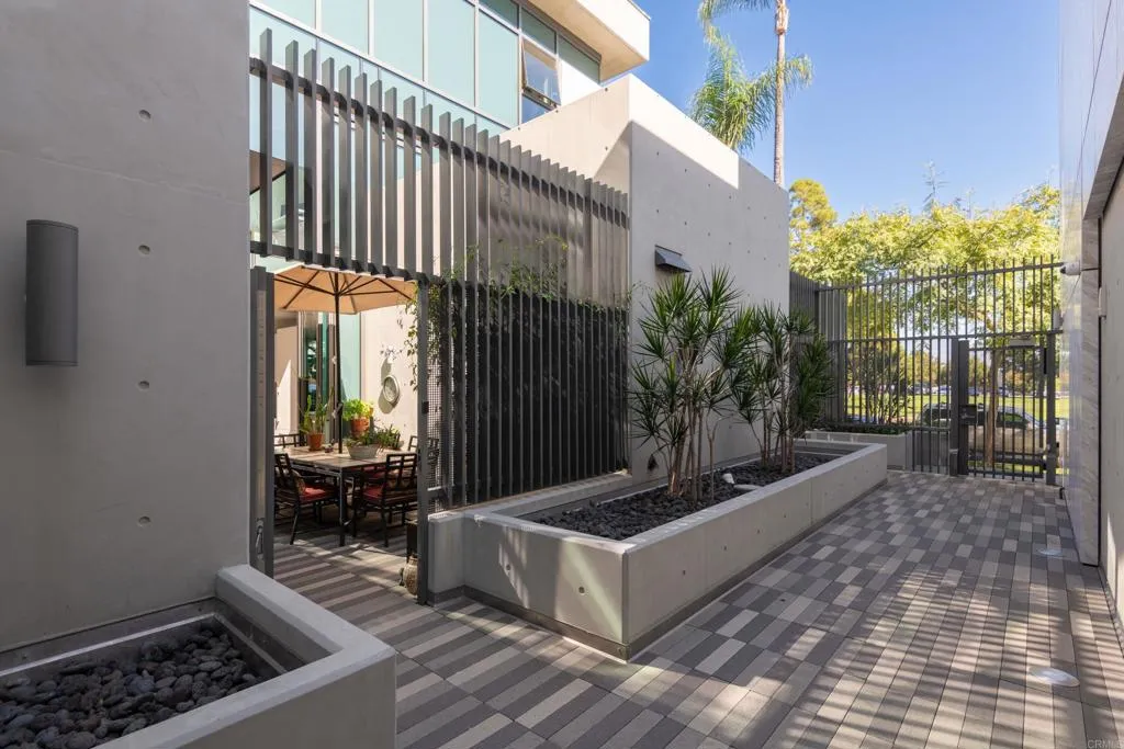 589 Palm Street, San Diego, CA, 92103