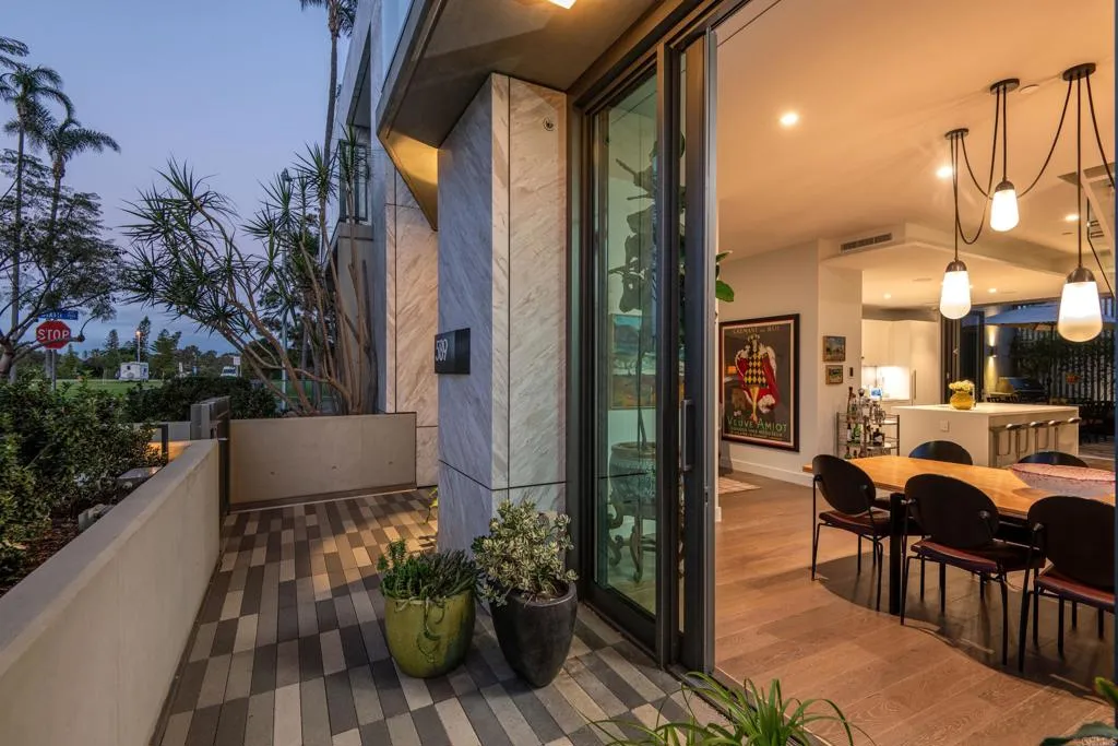 589 Palm Street, San Diego, CA, 92103