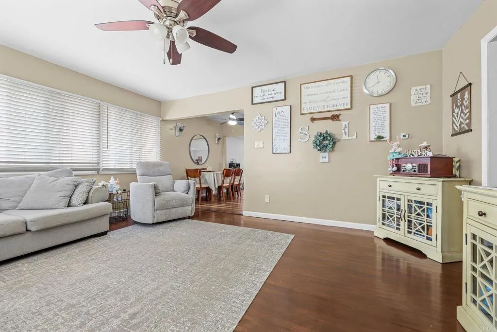 https://cdn.realtyfeed.com/cdn/127/306668344/11307ed4b0b30ebc084f36a23ad25a50.webp