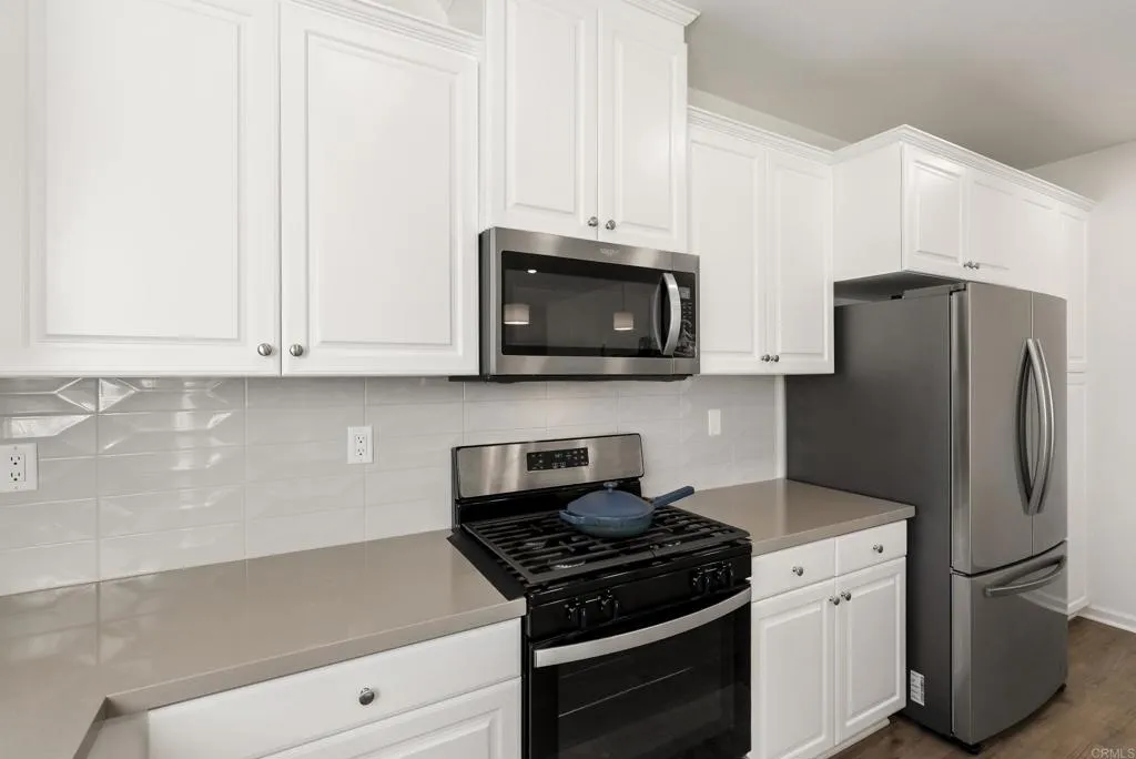 https://cdn.realtyfeed.com/cdn/127/306668345/33d0e516f1dce72fce18e8391bebe0b9.webp