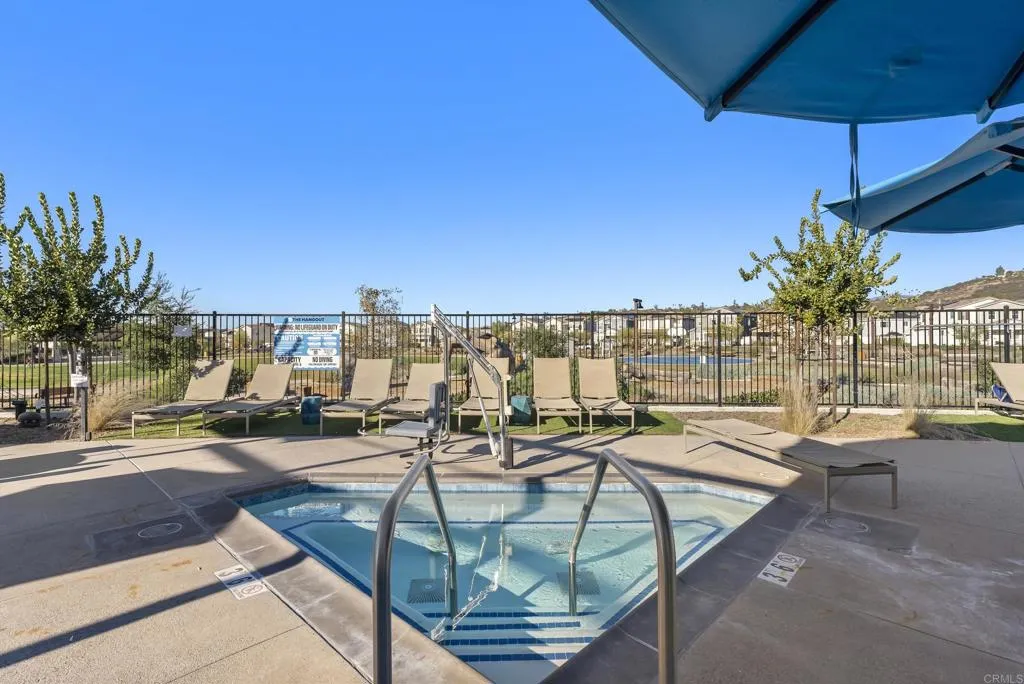 https://cdn.realtyfeed.com/cdn/127/306668345/41a24e81abe28f9374e155a993fe9b72.webp