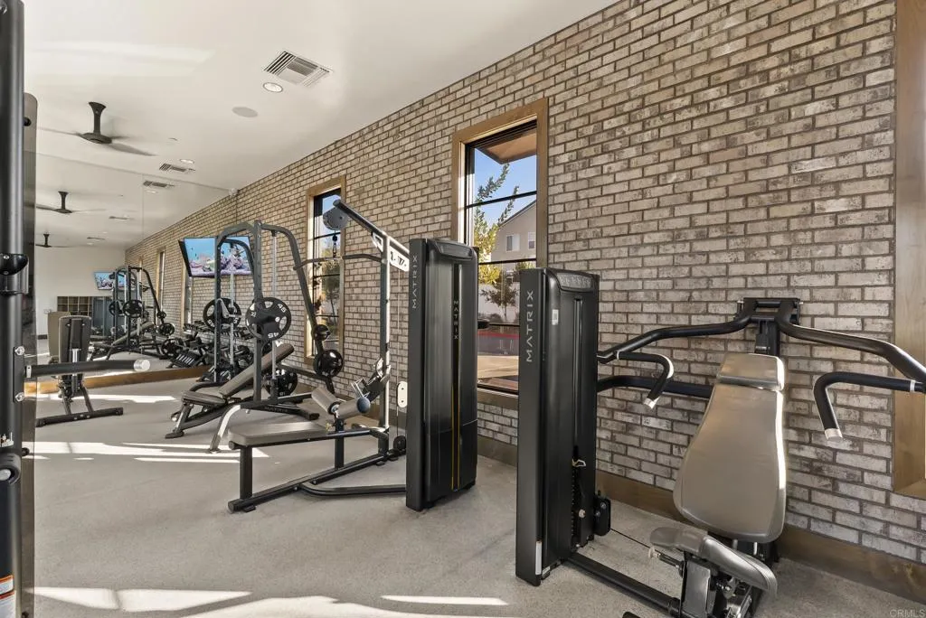 https://cdn.realtyfeed.com/cdn/127/306668345/56499f1ca467f13ecca1d9cb3cf6aa05.webp