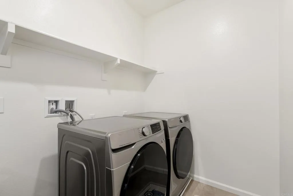 https://cdn.realtyfeed.com/cdn/127/306668345/65c17aabbc696e7e363c92f9409cb0c7.webp