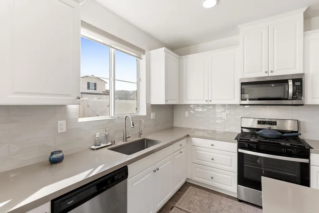 https://cdn.realtyfeed.com/cdn/127/306668345/92d696ecafc9e1fed4ea1d45a8b9e9b8.webp