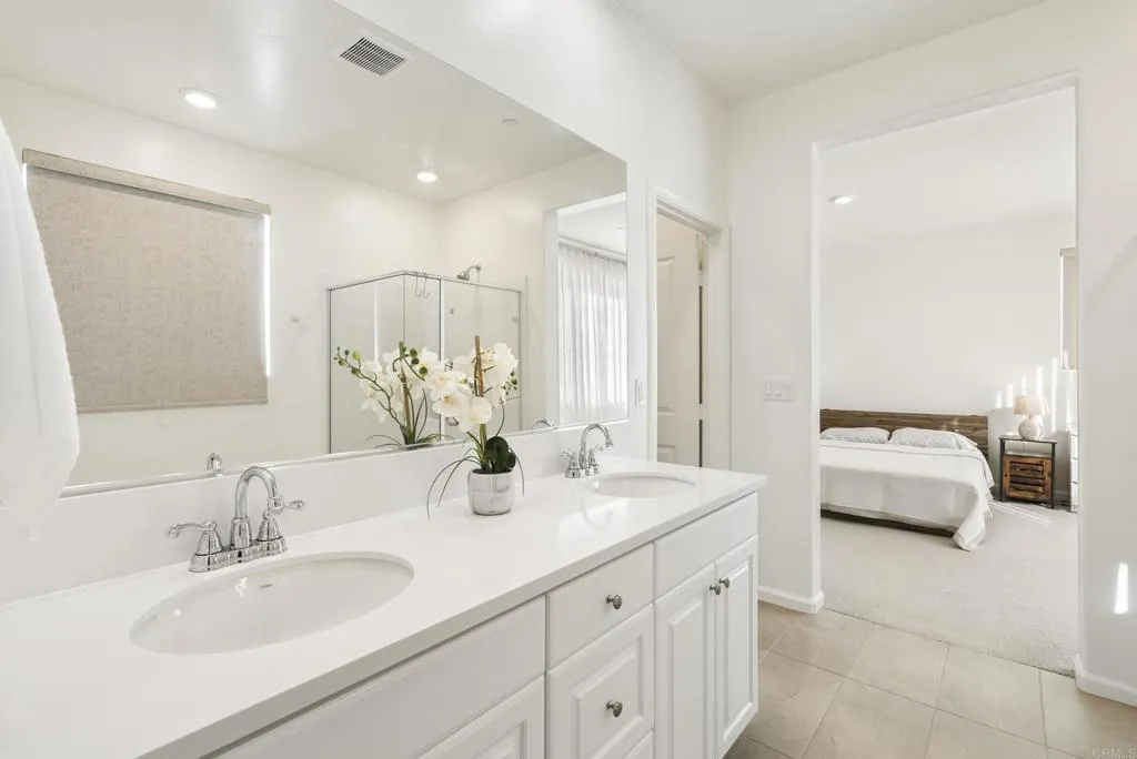 https://cdn.realtyfeed.com/cdn/127/306668345/f663f6b4ae41e6ccf402980efa04c244.webp