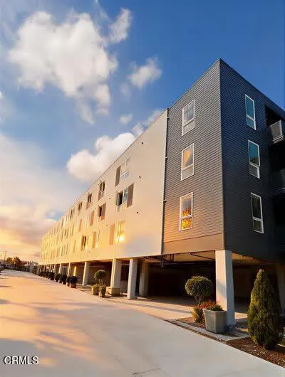 Northridge, CA 91324