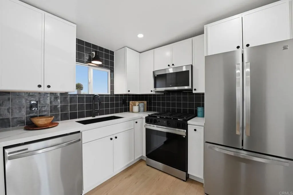 https://cdn.realtyfeed.com/cdn/127/306668401/eb675e7c2cff803e9ac7c94b5670f281.webp