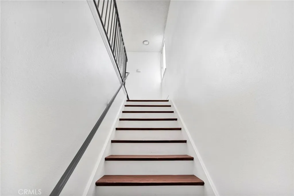 1216 S Cypress Avenue Unit E, Ontario, CA 91762 - Photo 5 of 35, Ontario, CA