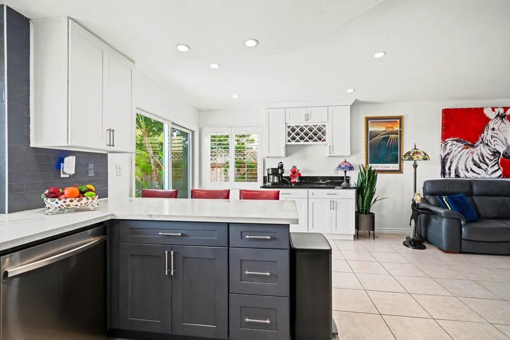 https://cdn.realtyfeed.com/cdn/127/306668471/051ceb04d290d17b0e5b4602ad1632b2.webp