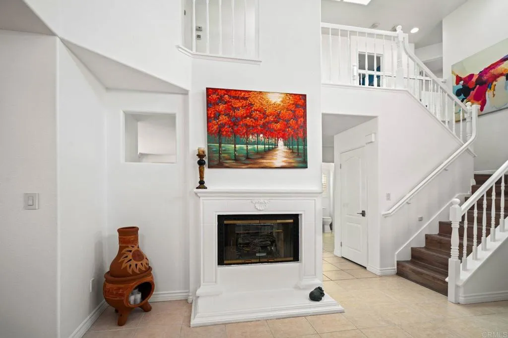 https://cdn.realtyfeed.com/cdn/127/306668471/4cce232358df300dee1f1238247486da.webp