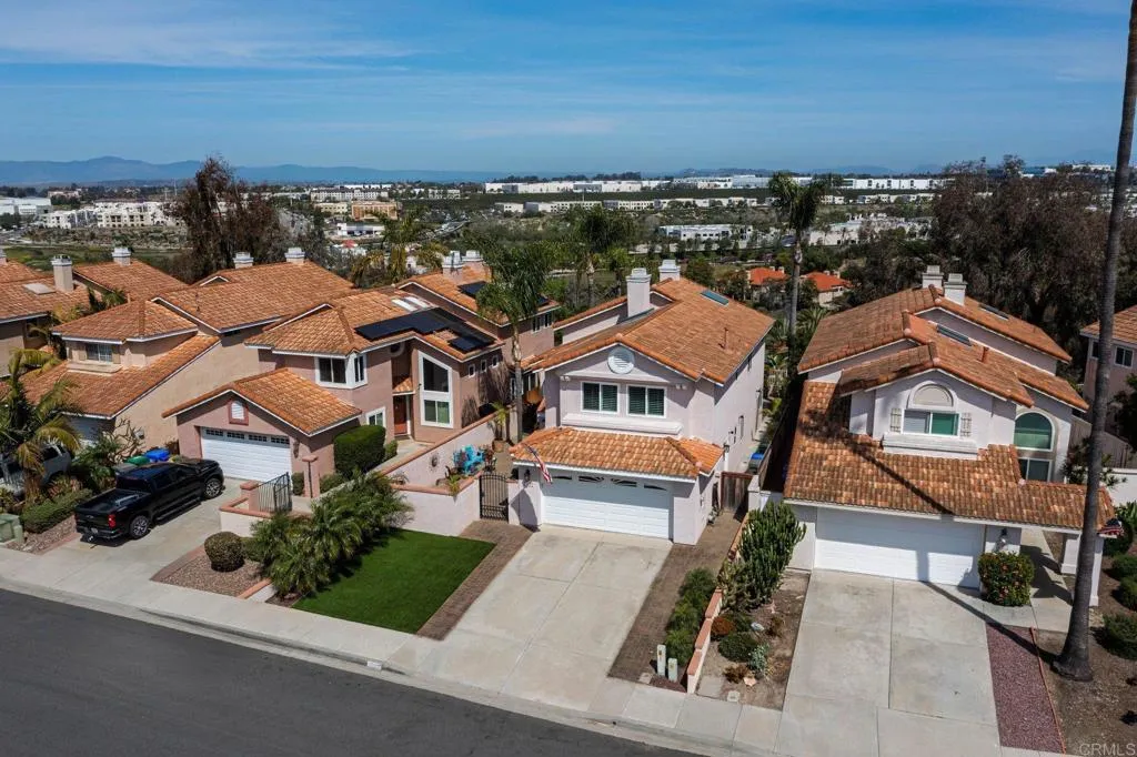 https://cdn.realtyfeed.com/cdn/127/306668471/9b0cb9cbe4d12830b8d873a541316b01.webp