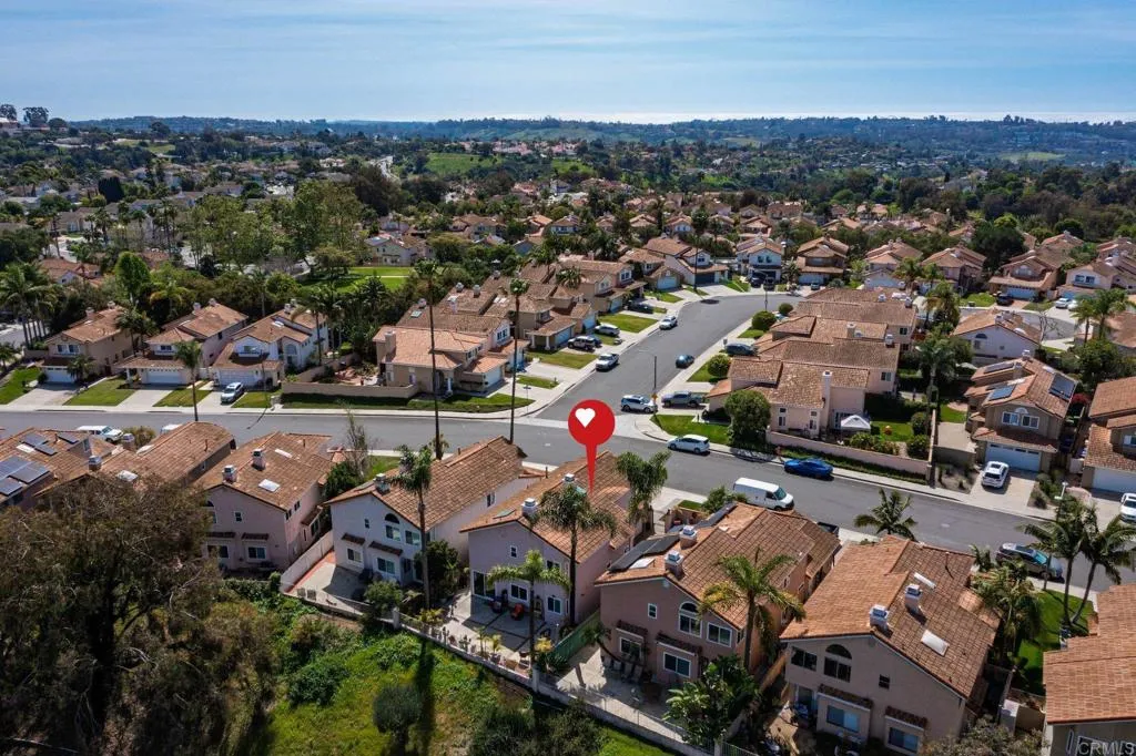 https://cdn.realtyfeed.com/cdn/127/306668471/aab76232d36bd284ecbb85555b2b704b.webp