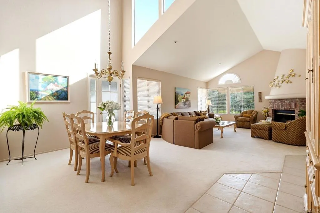 https://cdn.realtyfeed.com/cdn/127/306668478/ad30787b6a3c22e13b706421a234058b.webp