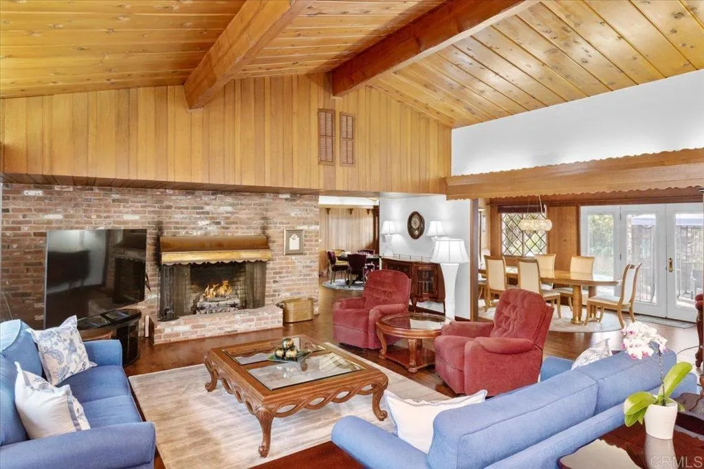 https://cdn.realtyfeed.com/cdn/127/306668545/ab4ce9b1d147ef747d3c5f6cc195cc15.webp