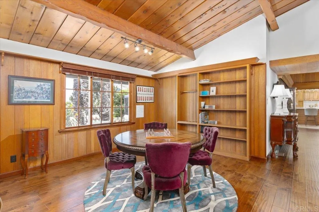 https://cdn.realtyfeed.com/cdn/127/306668545/ab65f5af40cfe2fce686214c99735895.webp