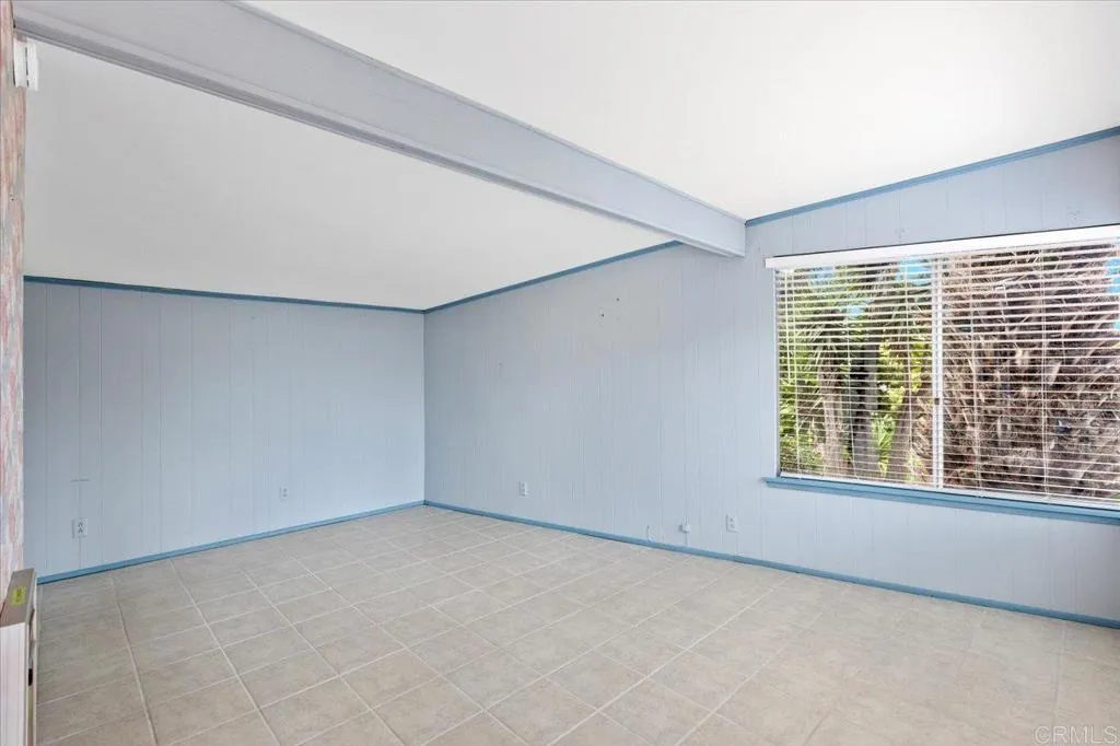 https://cdn.realtyfeed.com/cdn/127/306668545/e6086a9d6c30b67804fd94db7649e925.webp