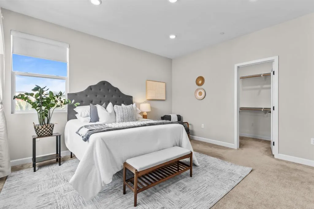 https://cdn.realtyfeed.com/cdn/127/306668598/42dbd0eda935a5260119bc95775804a4.webp