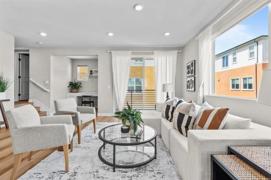 https://cdn.realtyfeed.com/cdn/127/306668598/621a9b517760f133c0a6e298add21769.webp