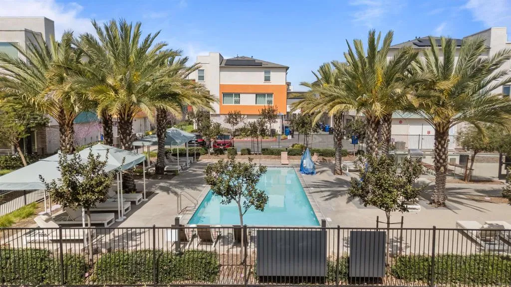 https://cdn.realtyfeed.com/cdn/127/306668598/93fdd4193d3f768d4f443c386b476c95.webp