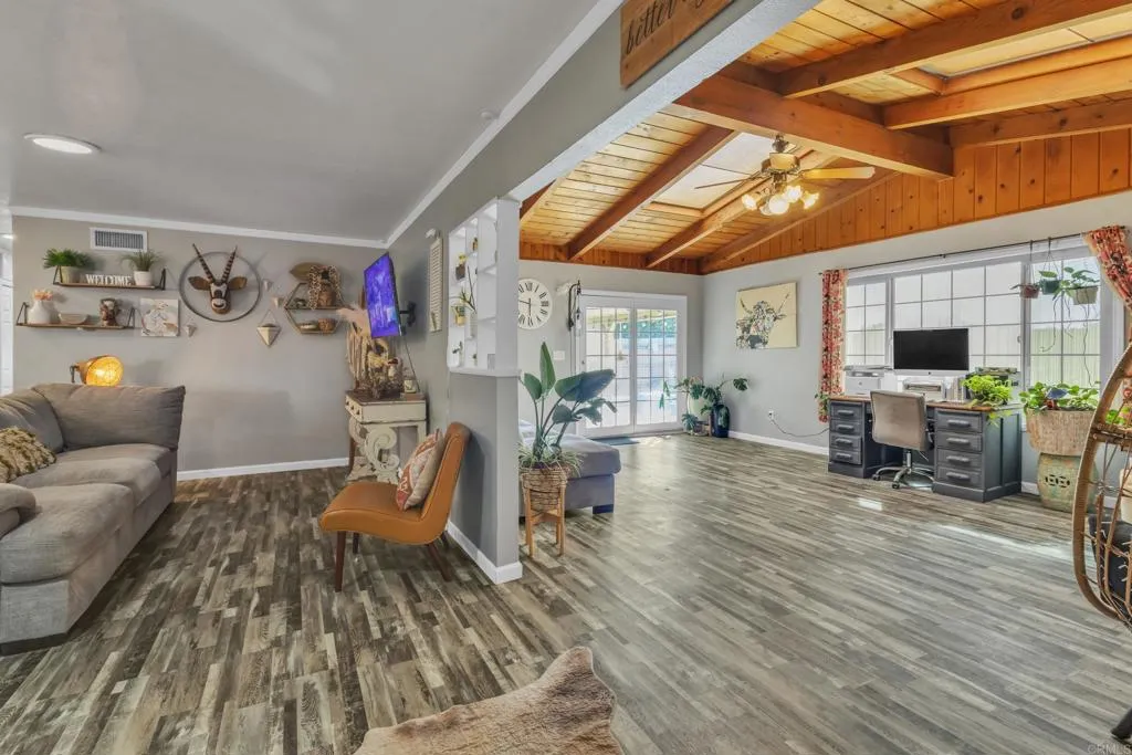https://cdn.realtyfeed.com/cdn/127/306668604/8ef889837d5b03308ee16d5df09de9b2.webp