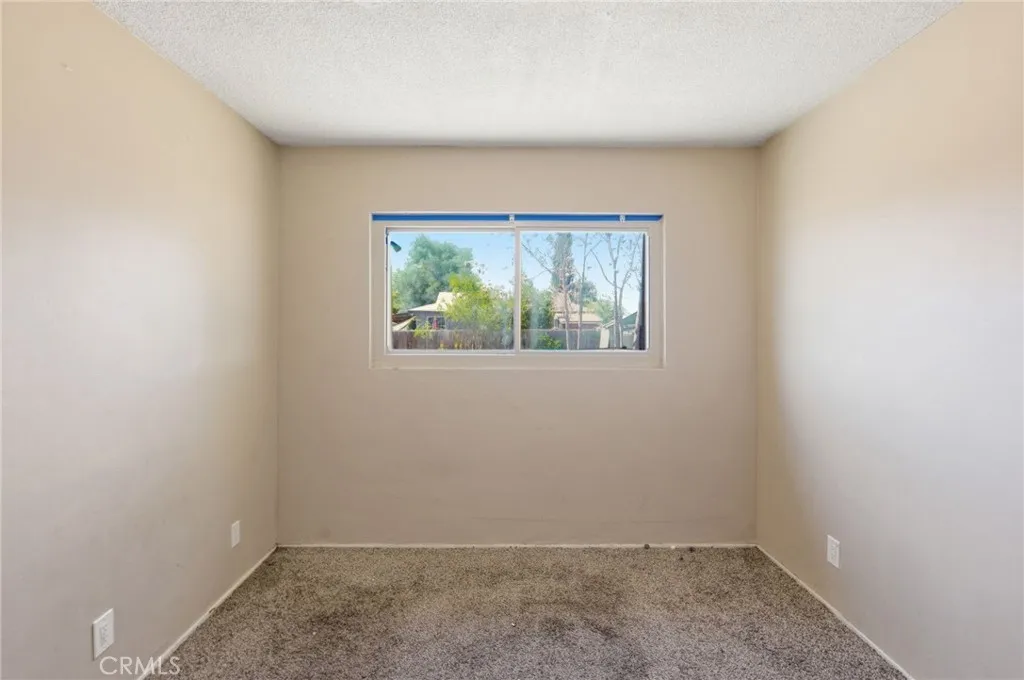 https://cdn.realtyfeed.com/cdn/127/306668660/727dab7593a85fa9b825546b6286459a.webp