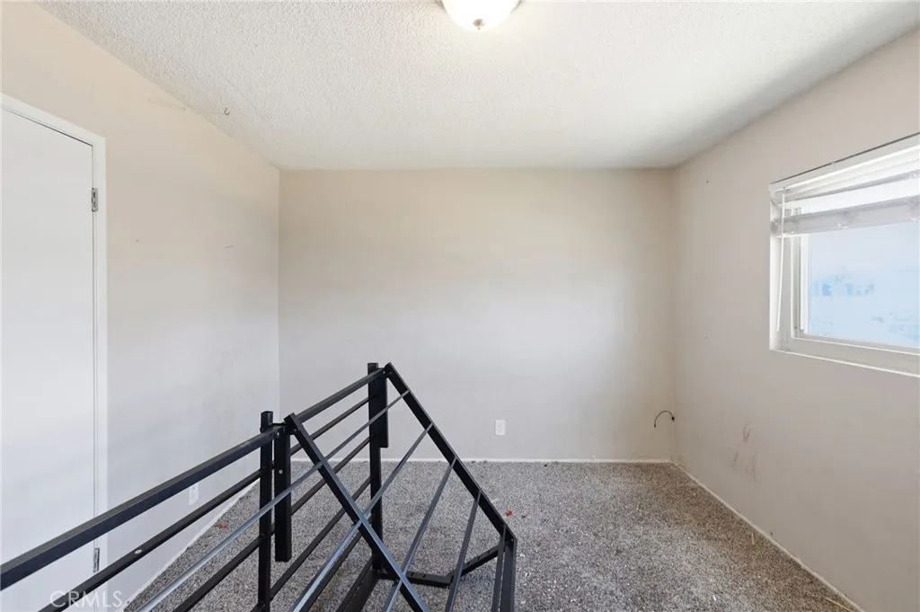 https://cdn.realtyfeed.com/cdn/127/306668660/cd4f58c145bc0559ce3ab27ea1c4047a.webp