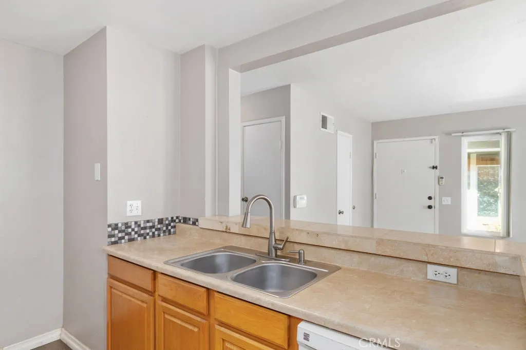 https://cdn.realtyfeed.com/cdn/127/306668778/30b6c468a79b0d6364e71183322953b0.webp