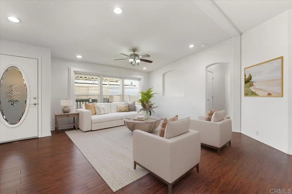 https://cdn.realtyfeed.com/cdn/127/306668805/73da35bcc1b8d7cca099632ed339cb63.webp