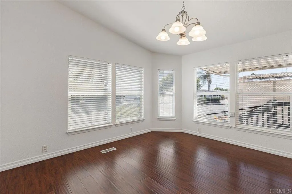 https://cdn.realtyfeed.com/cdn/127/306668805/86523f6152337e07b0dbec5b0ee22bb1.webp