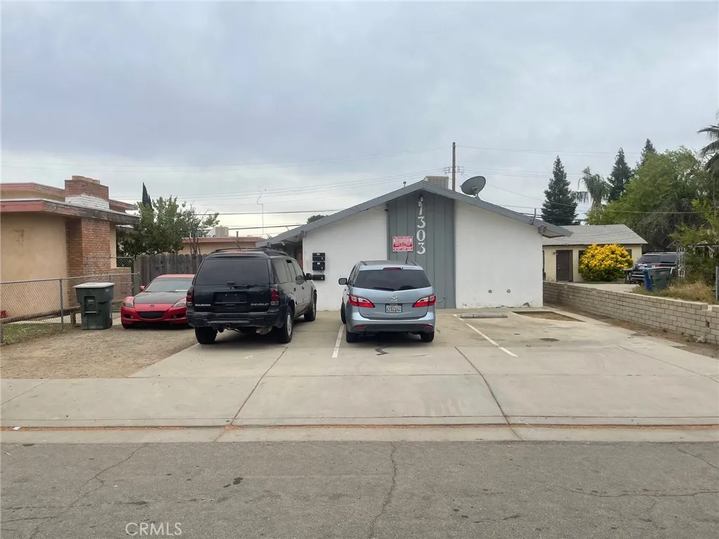 Bakersfield, CA 93308