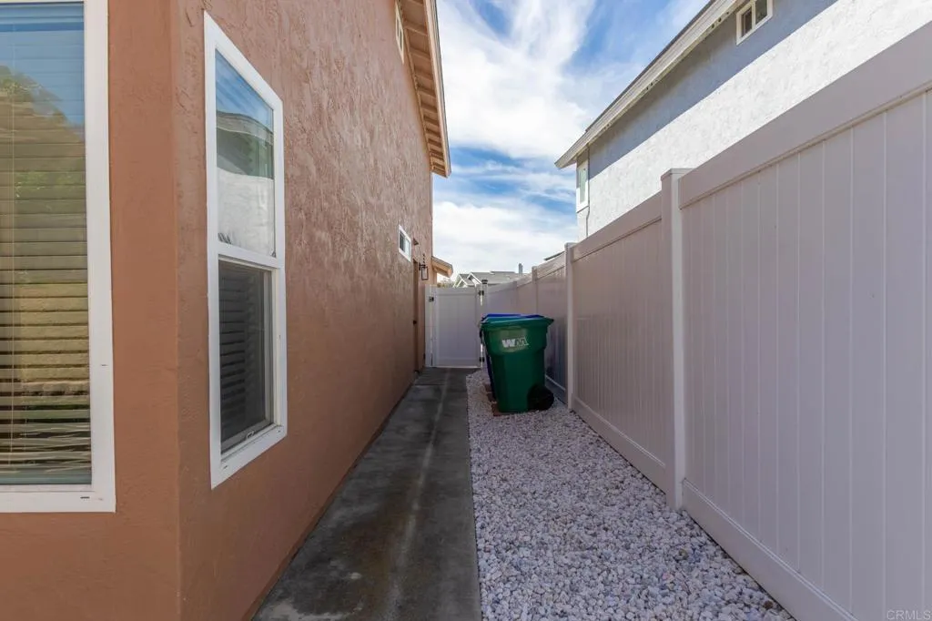 https://cdn.realtyfeed.com/cdn/127/306668825/552734cf58780647ba9cc73ce9dcd20a.webp