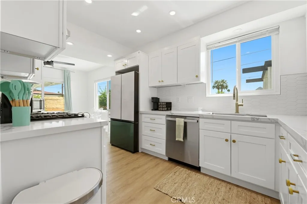 4351 E Calle De Carlos, Palm Springs, CA 92264 - Photo 4 of 18, Palm Springs, CA
