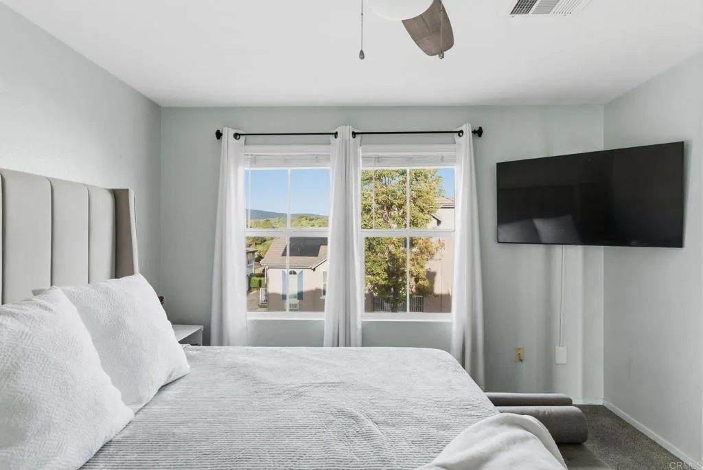 https://cdn.realtyfeed.com/cdn/127/306668892/20461825bc0c348e21ee229aa5ce7145.webp
