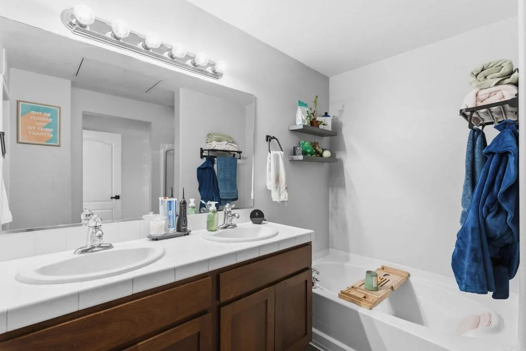 https://cdn.realtyfeed.com/cdn/127/306668892/2c2889a333a7d0115a7728f6b04bcc2d.webp