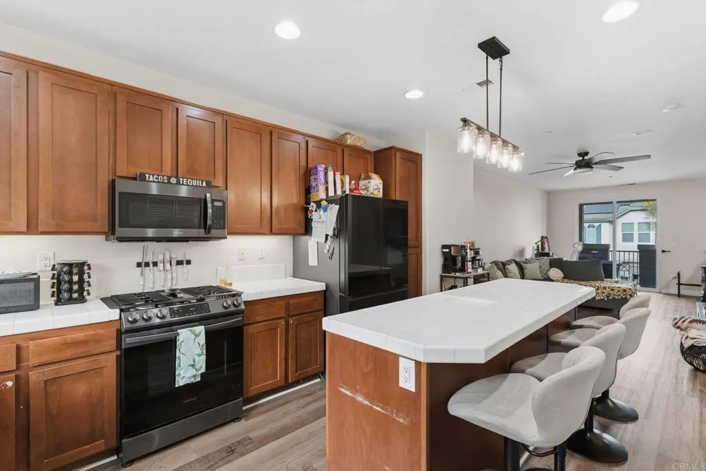 https://cdn.realtyfeed.com/cdn/127/306668892/54ee0d9c2fd57349e140c796c986efe9.webp