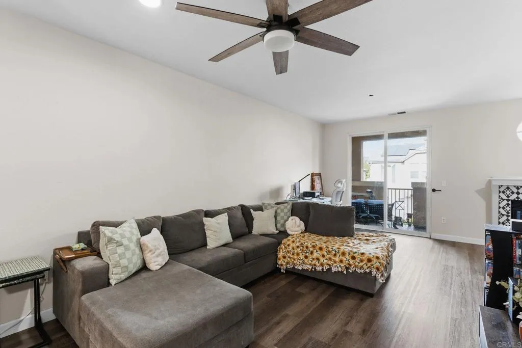 https://cdn.realtyfeed.com/cdn/127/306668892/b2b10f924cf1f9080ec3fc094348bdcf.webp