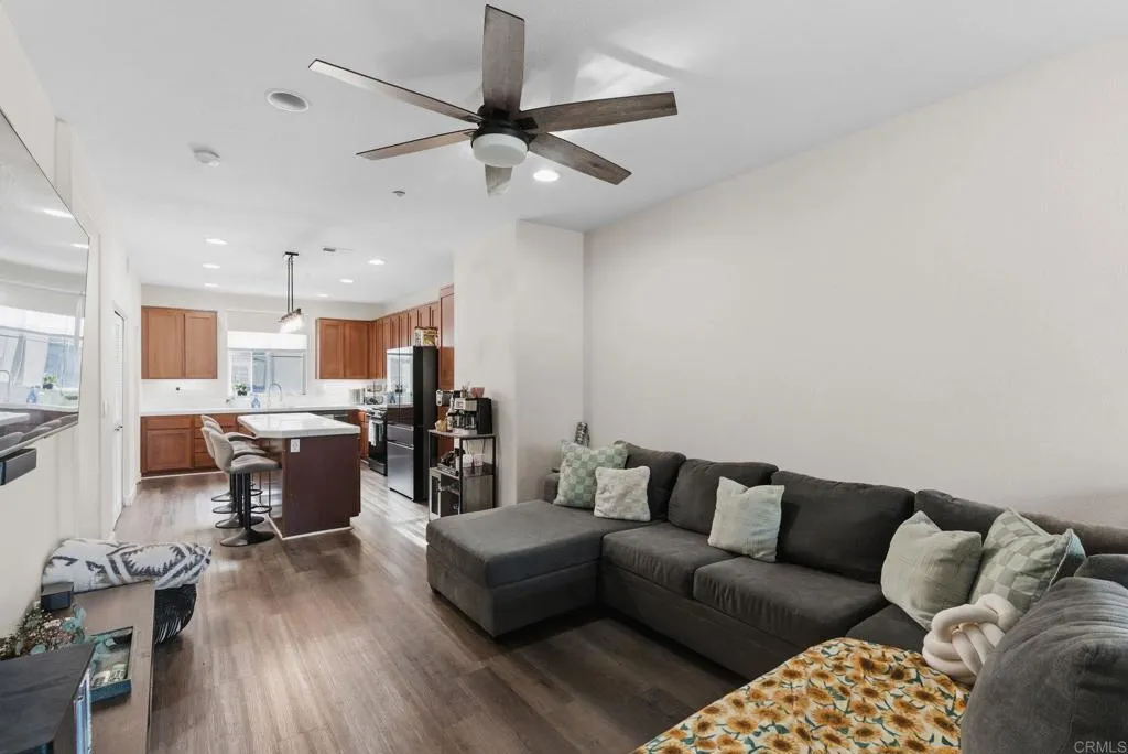 https://cdn.realtyfeed.com/cdn/127/306668892/c2dd8a00aaa6980b578a2cca5cbecbfc.webp