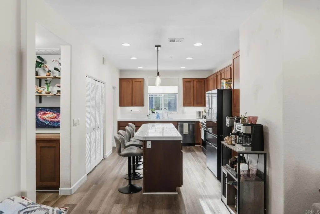 https://cdn.realtyfeed.com/cdn/127/306668892/cdc62db900eeebf61a0e6260091b8b78.webp