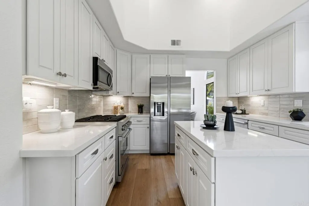 https://cdn.realtyfeed.com/cdn/127/306669005/0625b11c28ca0572ce89993c78aa373d.webp