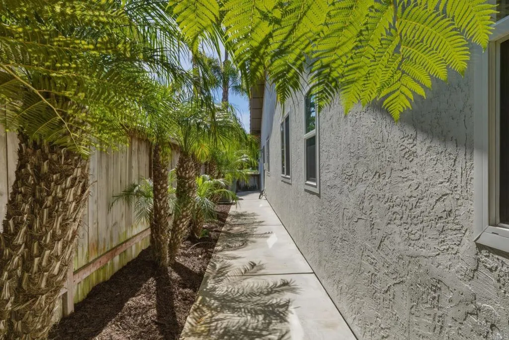 https://cdn.realtyfeed.com/cdn/127/306669005/cad39125b8d592d181a6b605953e39c9.webp