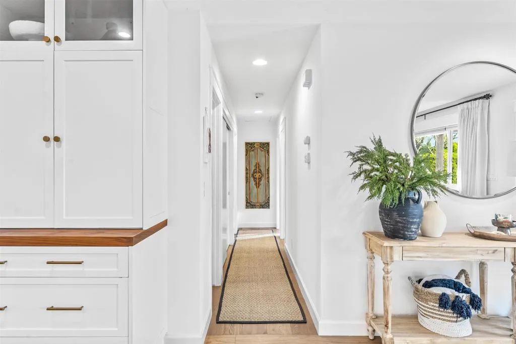 https://cdn.realtyfeed.com/cdn/127/306669025/2578784ddfd176794beacc6668c01467.webp
